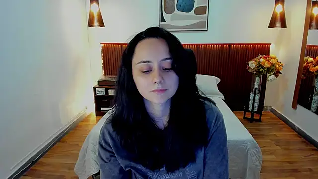 KatherineBond webcam