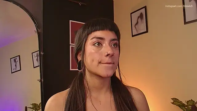 6Briela9_ webcam
