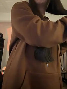 aly_golden_ webcam