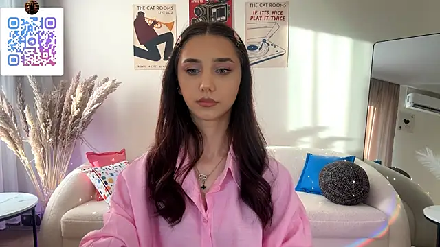 LinaMour webcam