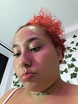 Ayla-marttinez webcam