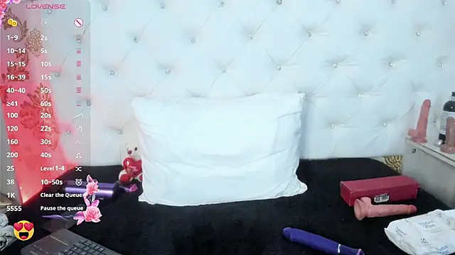 pinky__bunny webcam