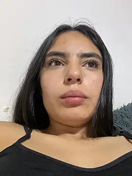 scarleth_zin webcam