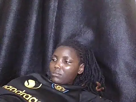 Black_beautygirlll webcam