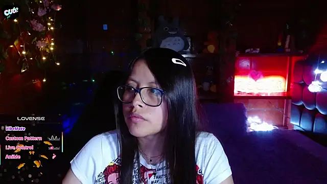 MidoriQuiinn webcam