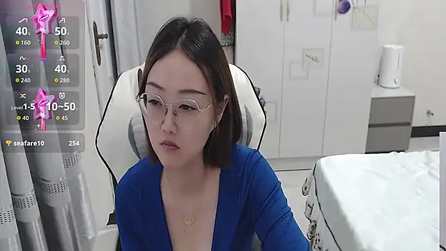 -orange_ webcam