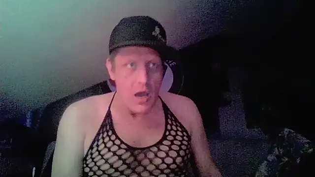 Bigthroaterboy webcam