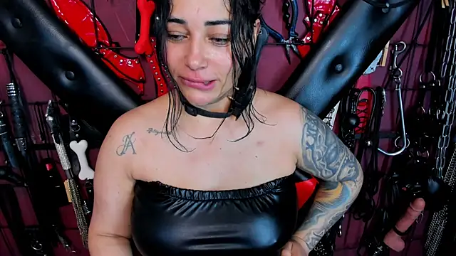 sadistic_aradia webcam