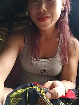 Ngocmi909 webcam