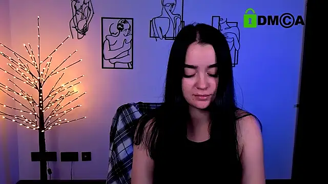 monica_xcx webcam