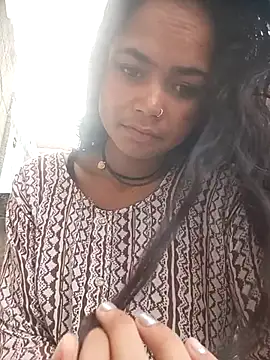 Sonali_-Bendre webcam