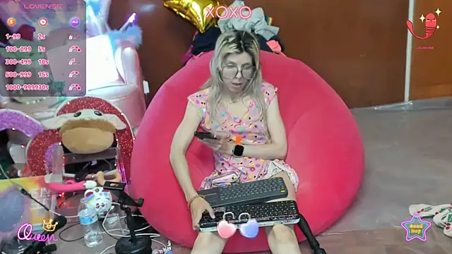 Skinygirl webcam
