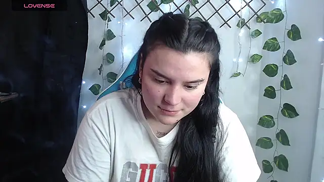nika_1_ - Nika_1_'s free webcam - UK Sex Cams