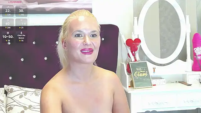 LilyFord webcam