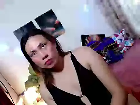 Your_ultimateloverxx webcam