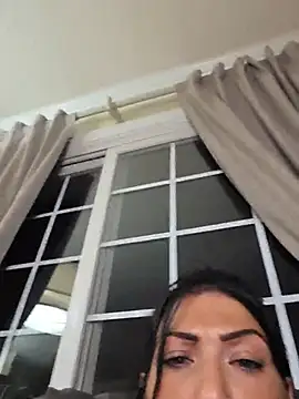 LittleMissEeve webcam