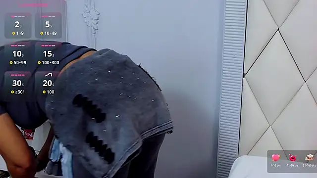 GinaBear webcam
