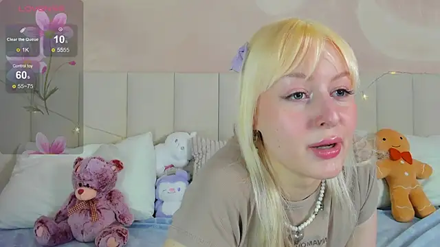 AdeleSilvy webcam