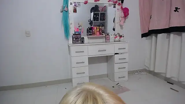 Elizabeth_rose02 live cam on StripChat