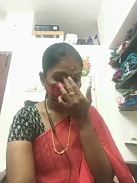 Tamil_Yalini12 live cam on StripChat