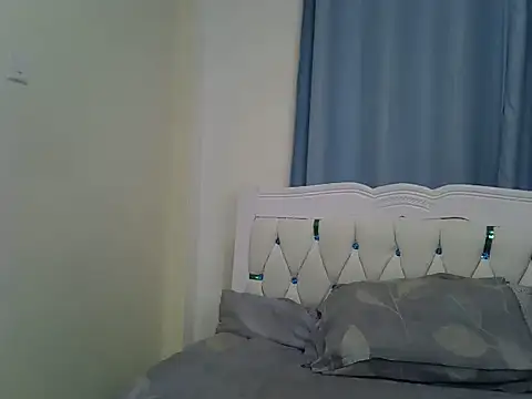 Prettyxoxoo webcam