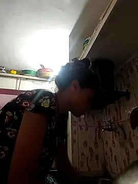 Sexy-Suhani2