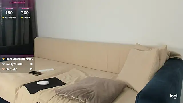 AmelinaLove webcam