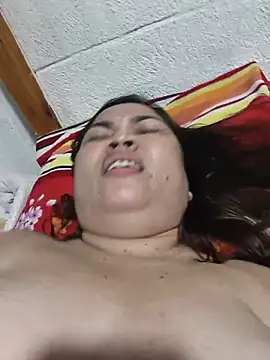 Sweetlorie_83 webcam