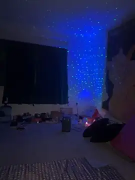 Lunalovesyou8 webcam
