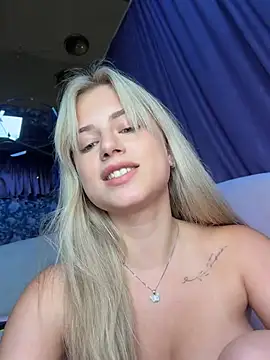 NinaVerse Live Webcam on Stripchat