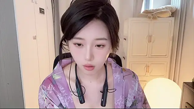 yiyi5588 live sex cam