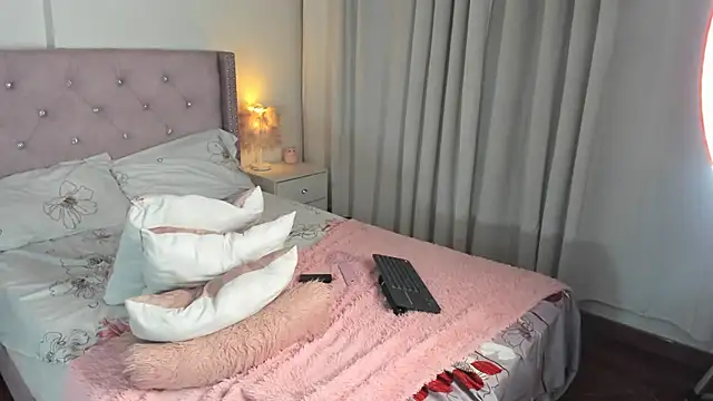 destinysweet21 live webcam
