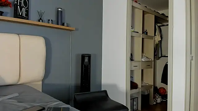 frank_myles webcam