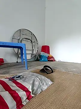 pitty_mymi webcam