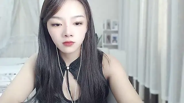 Romy-sweet webcam