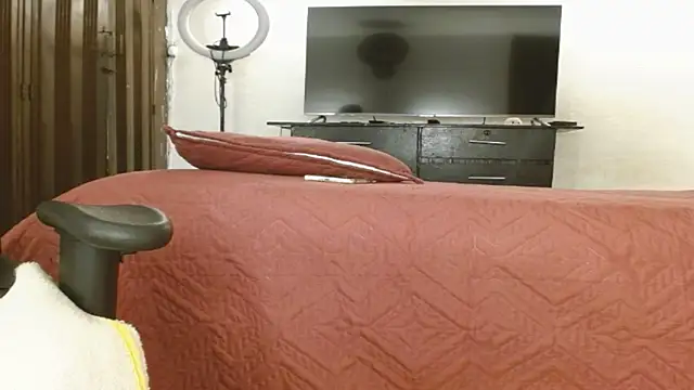 Alanni_parker webcam
