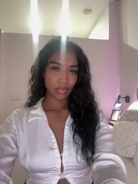 IamCrystal2 webcam