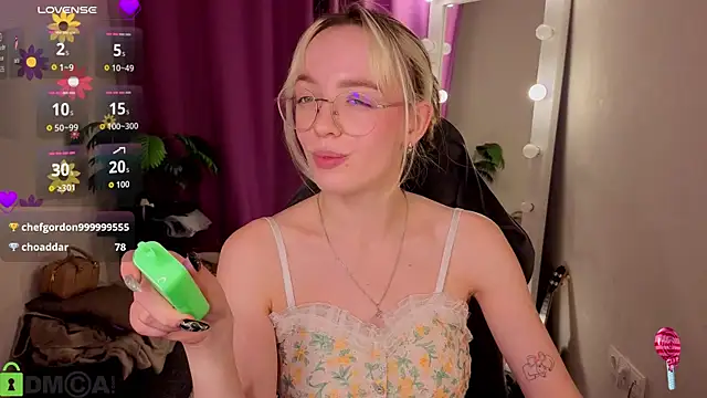 R0cket_bunny webcam