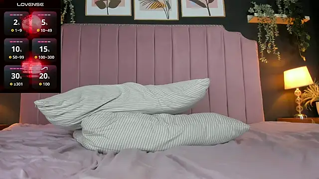 scarlet_dh webcam