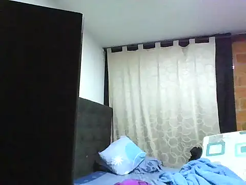 coolfriki webcam