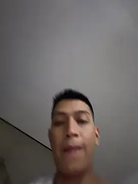 OliverWest04 webcam