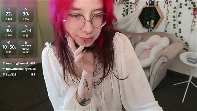 Alice_Nyx webcam
