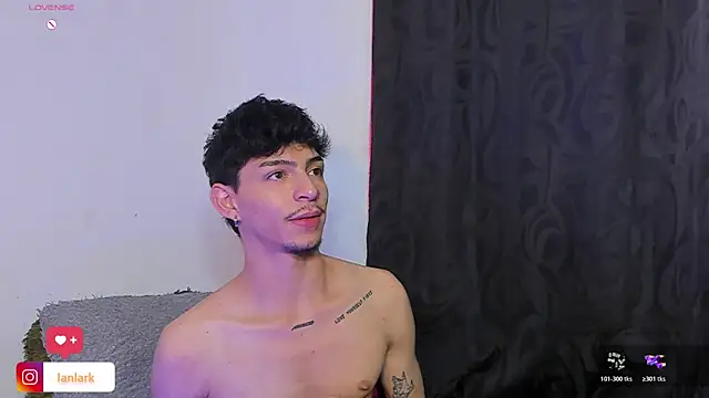 _IanLark webcam