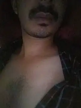 dreamtoungelick69 webcam
