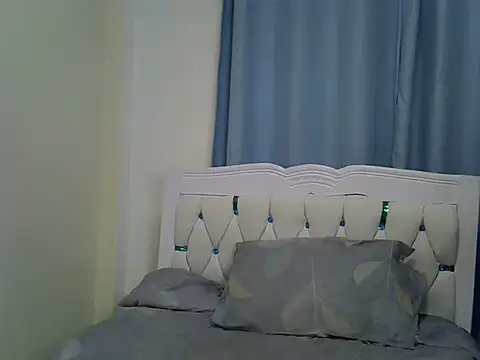 Prettyxoxoo live cam on StripChat