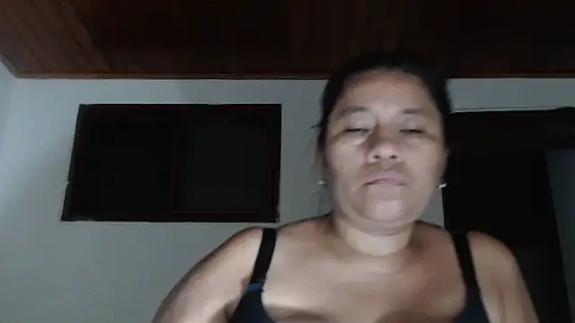 adrixxx38 webcam