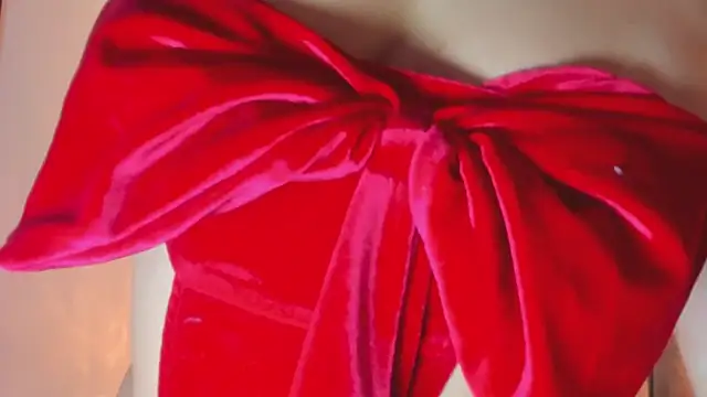 megan_whitee__ webcam