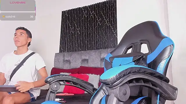ThiagoSexy005 webcam