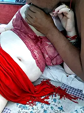 Indian_Coupl3 live cam on StripChat