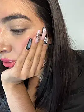 cherry_skinnyy_ webcam